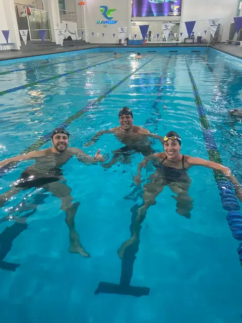 Entrenando clínica de aguas abiertas